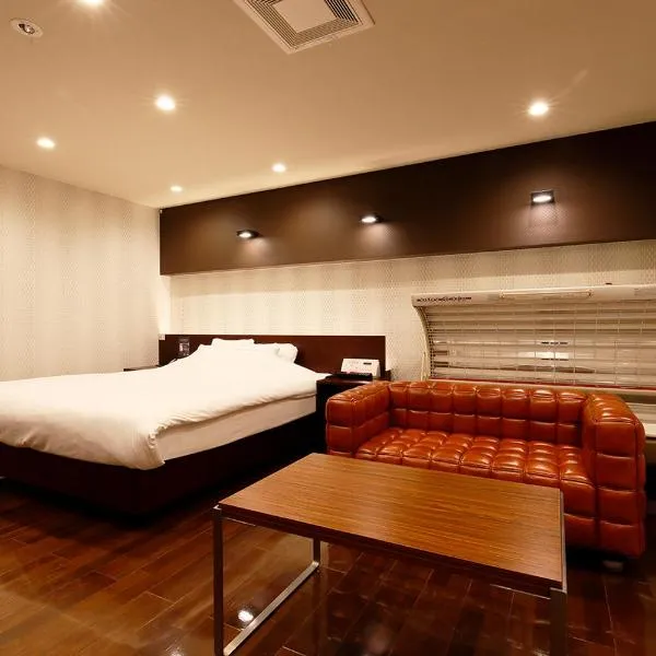 HOTEL 555 Air, hotel em Higashine