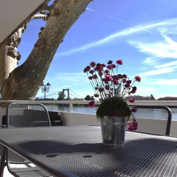 La Bâtie - Terrasse avec Vue imprenable sur le Rhône, 3 chambres, 3 salles de bain, hotel di Tain-lʼHermitage