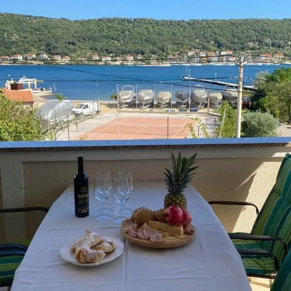 Apartments Poljak, hotell i Supetarska Draga