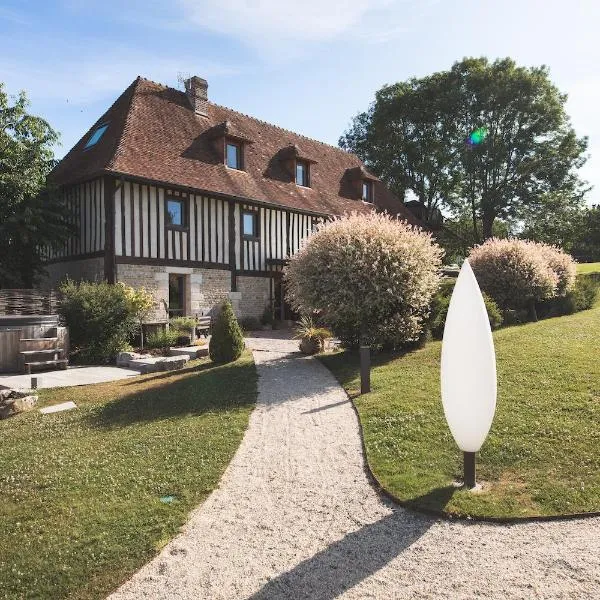 Maisons d'hôtes - Domaine Le Coq Enchanté, hotel in Léaupartie