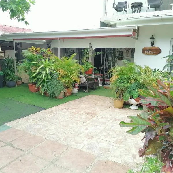 Creole Cottage Homestay, hotel in Mahe