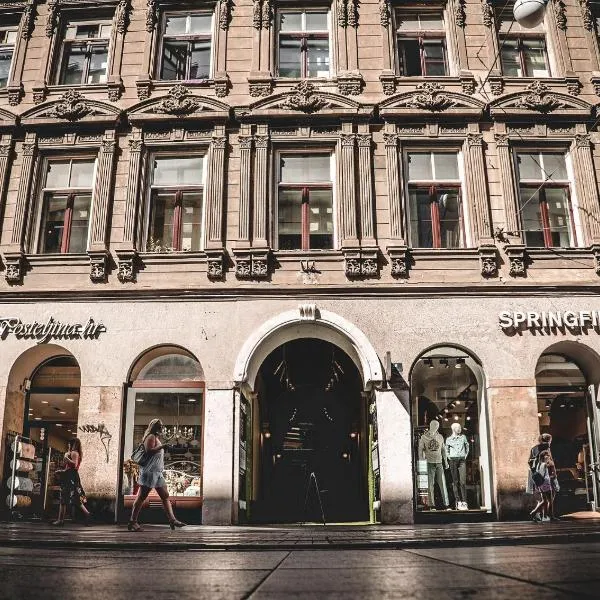 Chillout Hostel Zagreb, hotel di Zagreb