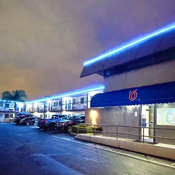 Motel 6 Pico Rivera - Los Angeles, CA, hotel v destinácii Pico Rivera