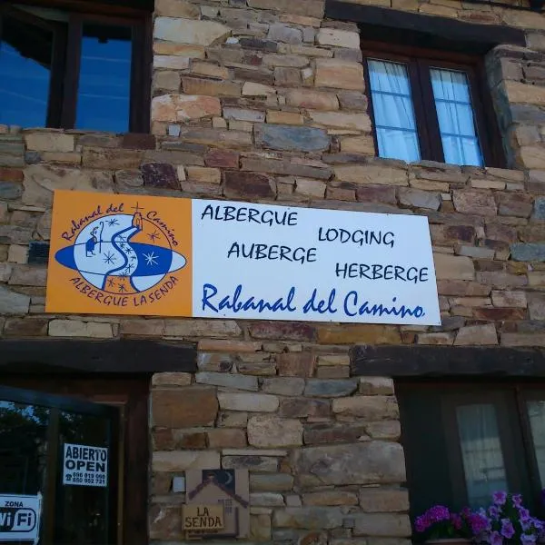 Albergue La Senda, hotel in Rabanal del Camino