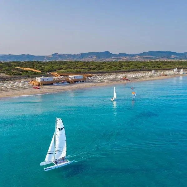 Is Serenas Badesi Resort, hotel in Badesi