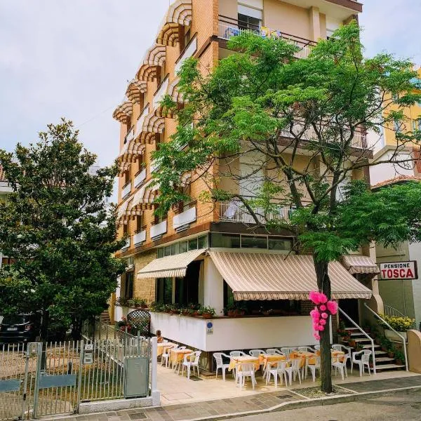 Pensione TOSCA B&B Cattolica, hótel í Cattolica