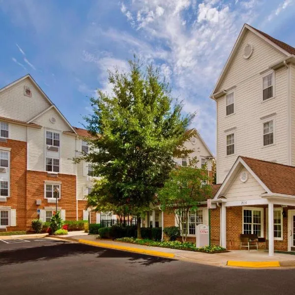 Sonesta Simply Suites Falls Church, hotel in Howard