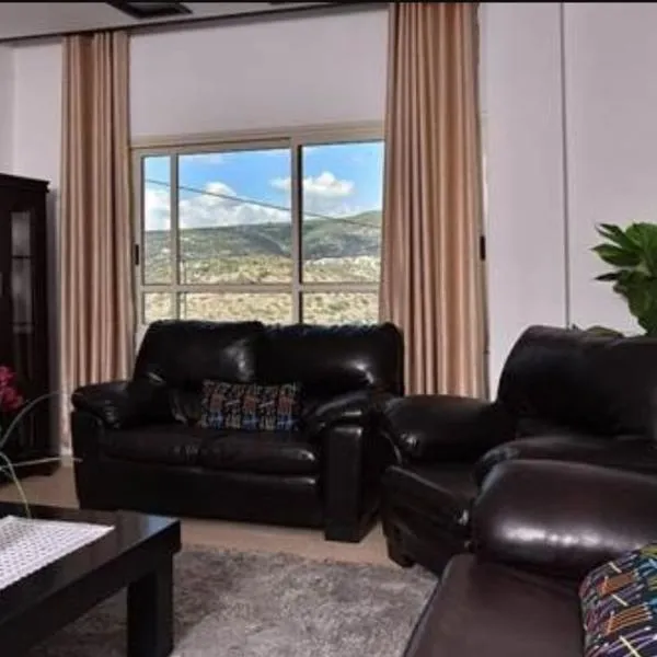 Alin, hotel v destinaci Yarka