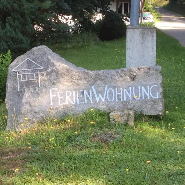 Ferienwohnung Zweilinden, hotel i Steinen