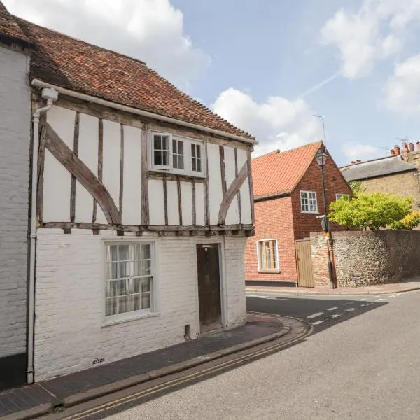 Tudor Cottage, hotel in Sandwich