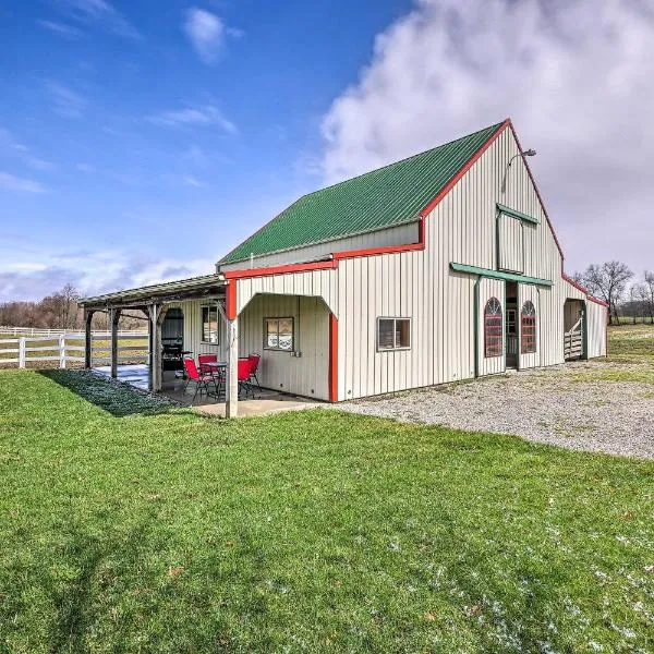 Renovated Bunkhouse on 12-Acre Horse Farm!, hotel in Danville