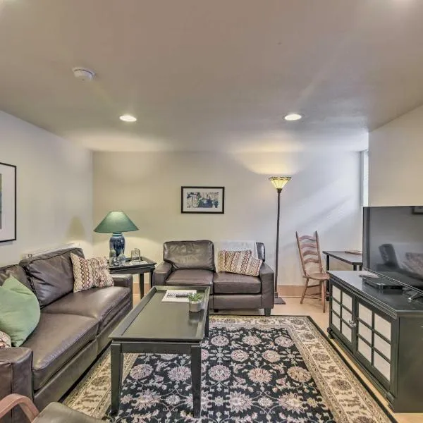 Cozy Fort Collins Garden Apt in Historic Old Town!, hotel in Fort Collins