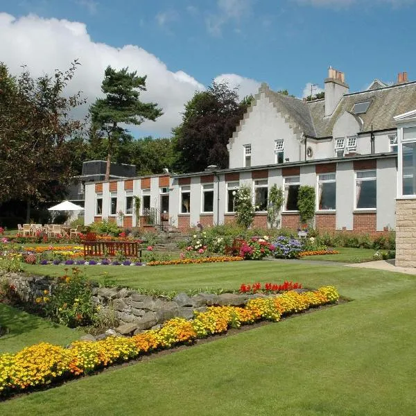 Pitbauchlie House Hotel - Sure Hotel Collection by Best Western, hotel di Dunfermline