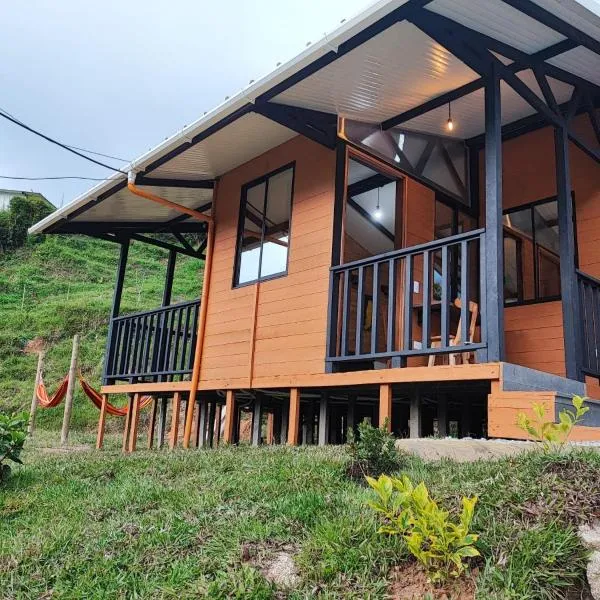 Cabaña Glamping Los Canarios San Rafael, Antioquia, hotell sihtkohas San Carlos