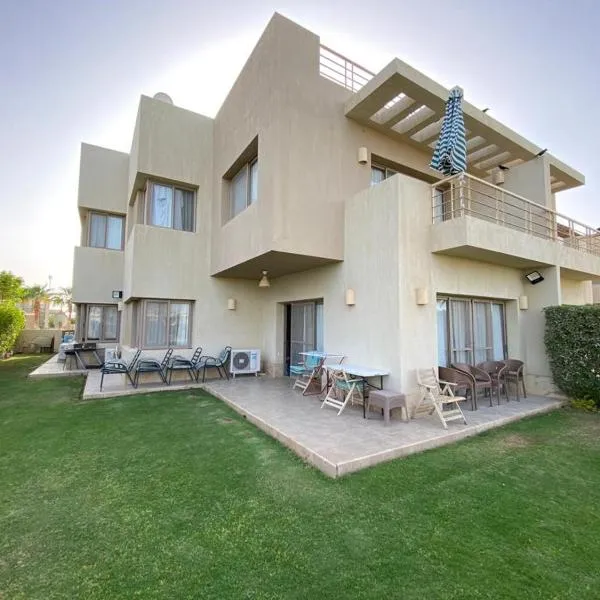 Chalet at Little Venice - Ain Sokhna, hotel v destinaci Ain Soukhna