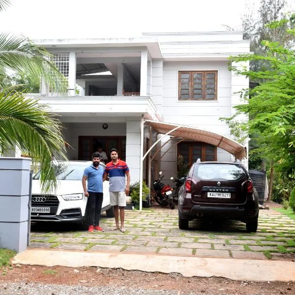 Kannur Beachway Homestay, hotel in Māttūl