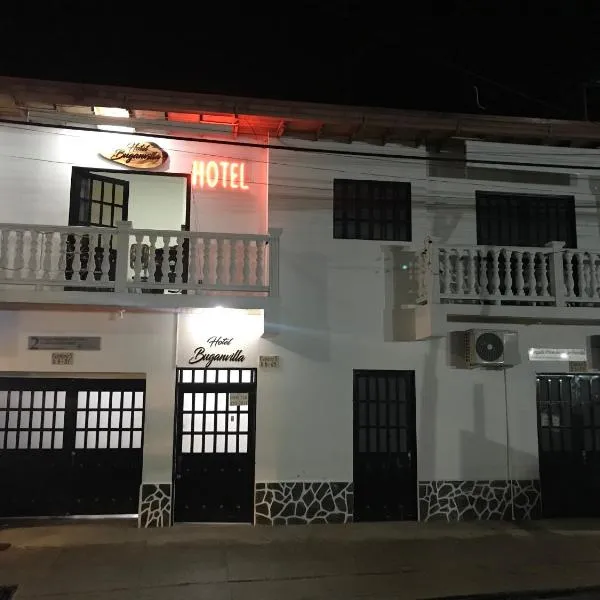 Hotel Buganvilla, hotel u gradu Guaduas