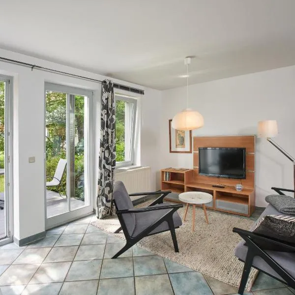 Ferienwohnungen Haus am Deich, Hotel in Prerow