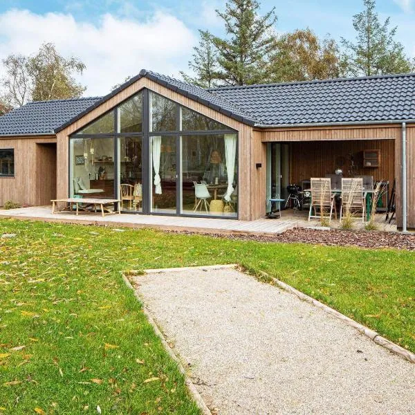 Holiday home Væggerløse CCX, ξενοδοχείο σε Bøtø By