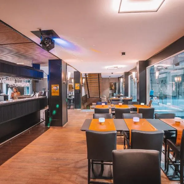 Hotel Le Midi, hotel v destinaci Petit-Rechain