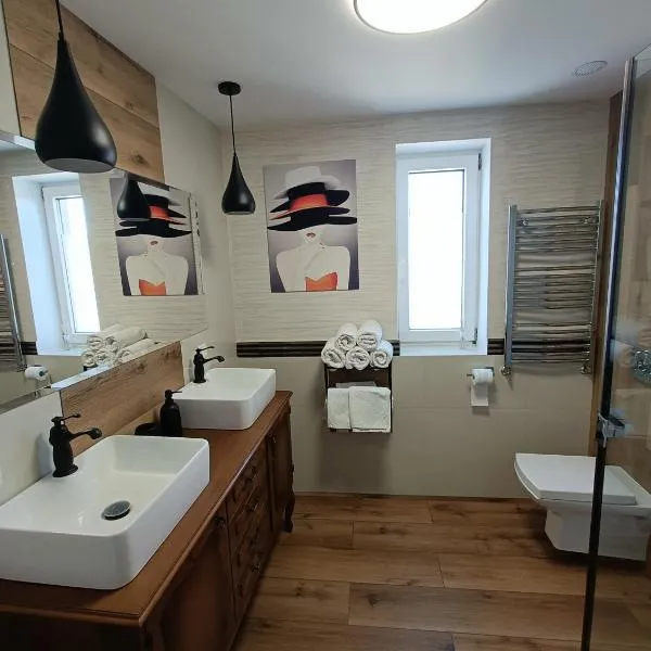 Apartamenty Holender House Choczewo 6 plaż w zasięgu, hotel i Choczewo