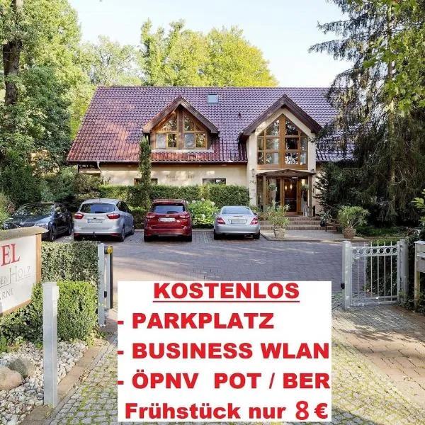Hotel am Katharinenholz, hotel v destinaci Potsdam