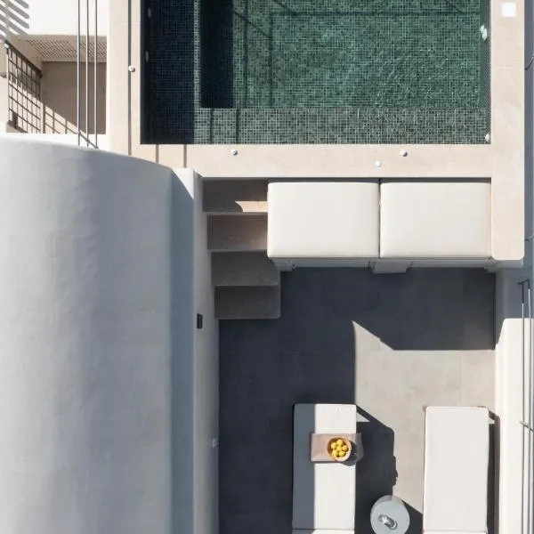 Areos Luxury Suites, hotel in Vóthon