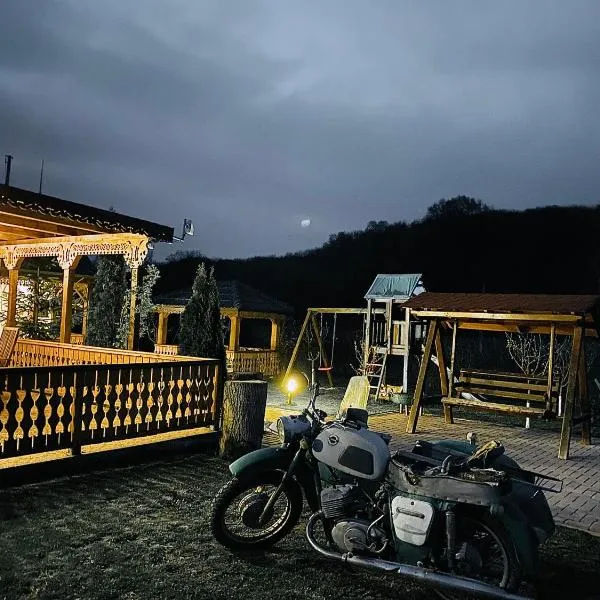 Agropensiunea Valea Fagilor, מלון בLuncaviţa