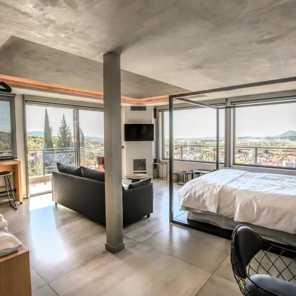 Meteora Heaven and Earth premium suites - Adults Friendly, hotel v destinaci Kalambaka