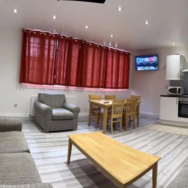 Spacious Entire Two Bedrooms Flat, H 3, hotel in Great Yarmouth