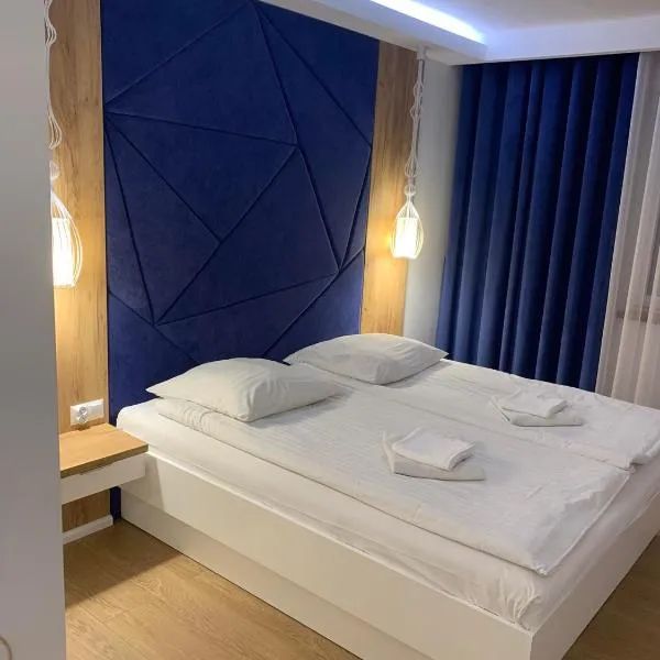 Rodos, hotel di Jaczów