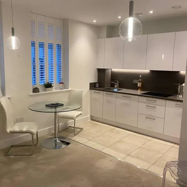 UNRIVALLED LOCATION - FIVE STAR - Worcester Apartment, hotel v destinaci Worcester