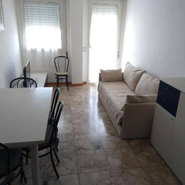 Comodo appartamento a pochi metri dal mare, hotel v Bibione