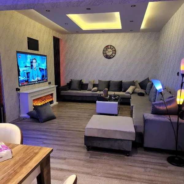 Lemas Guest House, hotel in Al Jazirah al Hamra'