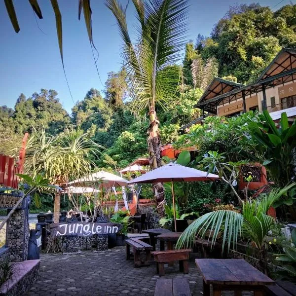Jungle Inn Bukit lawang, hotel v destinaci Bukit Lawang