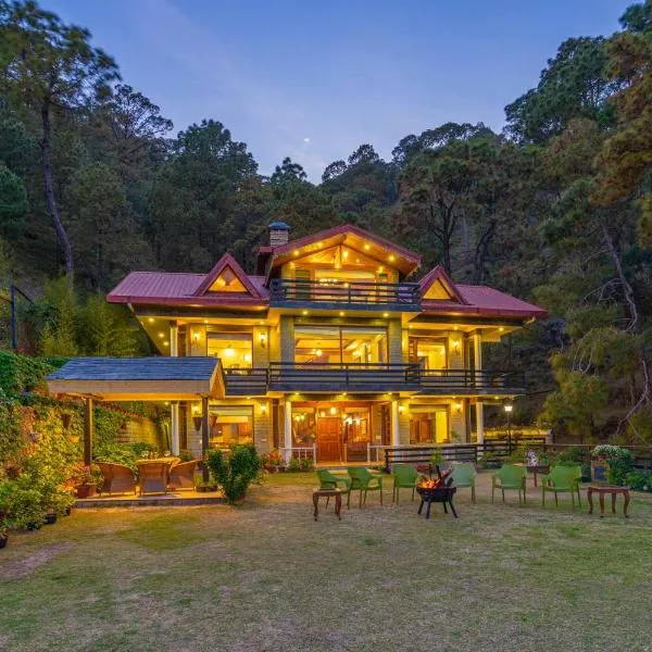StayVista at Floradale W Jacuzzi & Wood-Fire Pizza, hotel v destinaci Kasauli