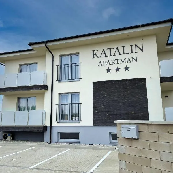 Apartmány Katalin, hotel in Jahodná