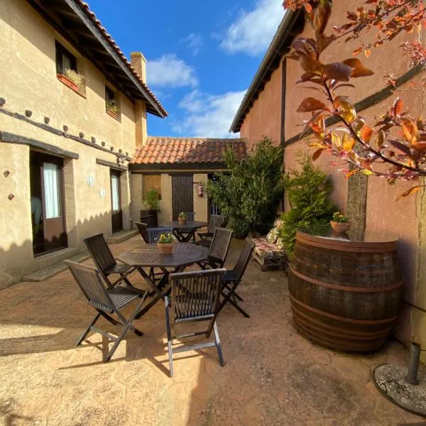 Casa Rural Dos Reales, hotell i San Cristóbal de Boedo