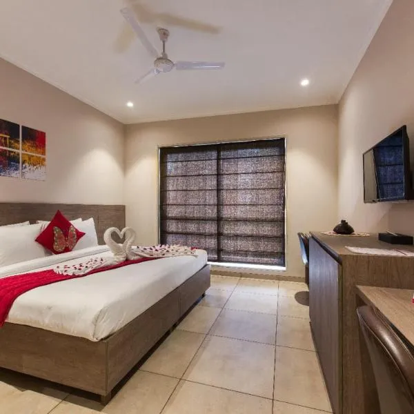 ROSASTAYS Gurugram Golf Course, hotel in Gurgaon
