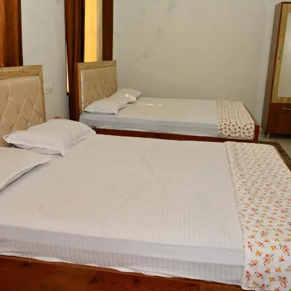 Corridor inn, hotel v destinaci Derā Nānak