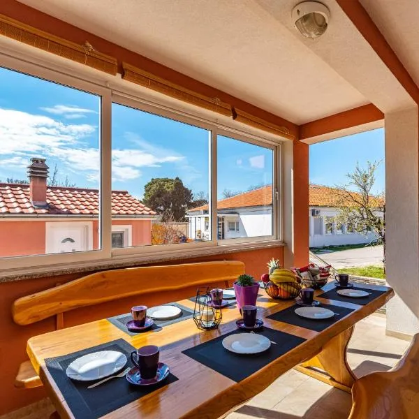 Apartment Nekić Posedarje – hotel w mieście Posedarje