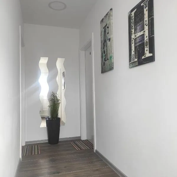 Prenoćište Ljiljana 2, hotel v destinaci Livno