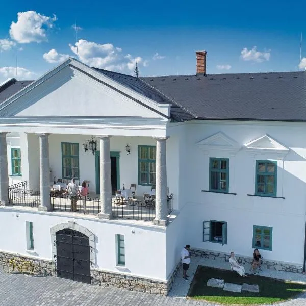 Kincsem Kastély, hotel v destinácii Tolcsva
