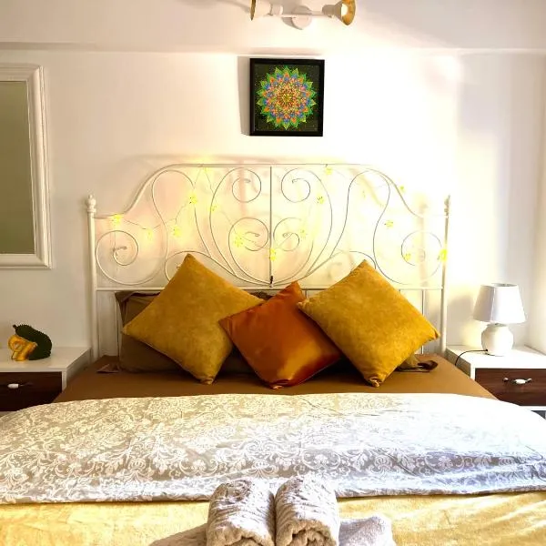 HealthyStudio512 Apartments، فندق في كوتور