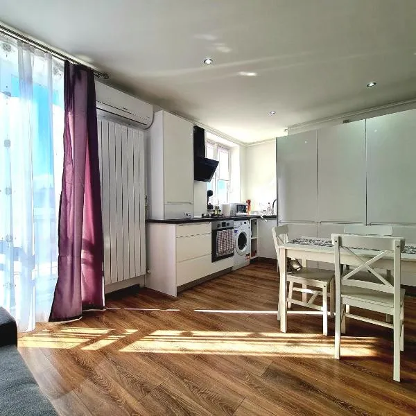 The Best Apartment, hotel v destinaci Hunedoara