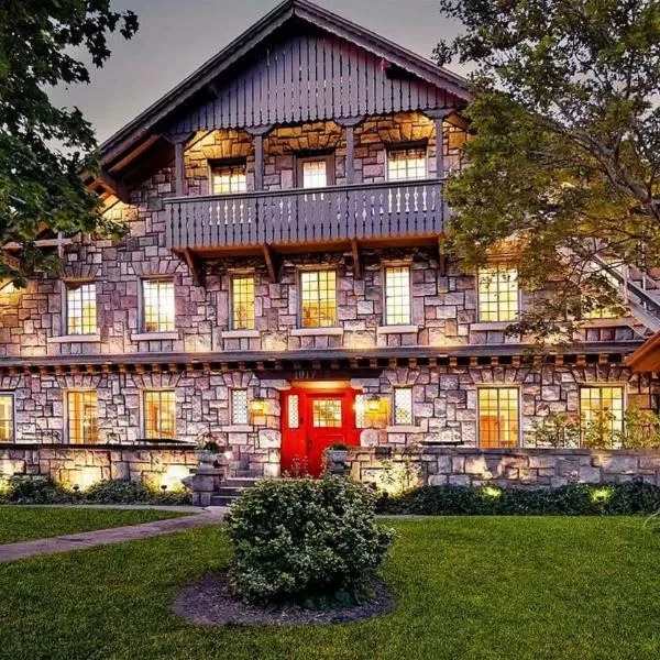 Stone Chalet Bed & Breakfast Inn, hotel v destinaci Ann Arbor