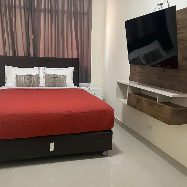 Hotel Calmelia, hótel í Piura