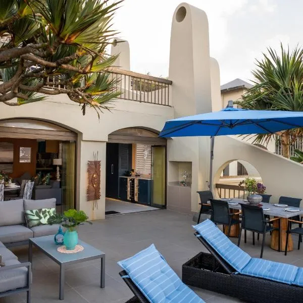 Beachfront Luxury - 2 Chaka's Place, hotel in Ballito