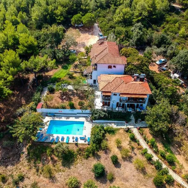 Studios Avra, hotel v destinaci Agios Georgios