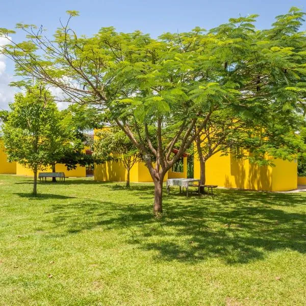 Chalés praia vermelha, hotel en São João Batista do Glória